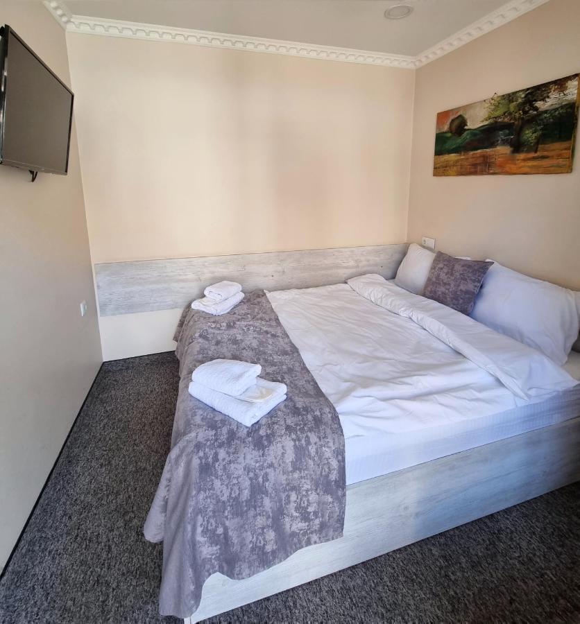 Rail Hotel Tiflis Exterior foto