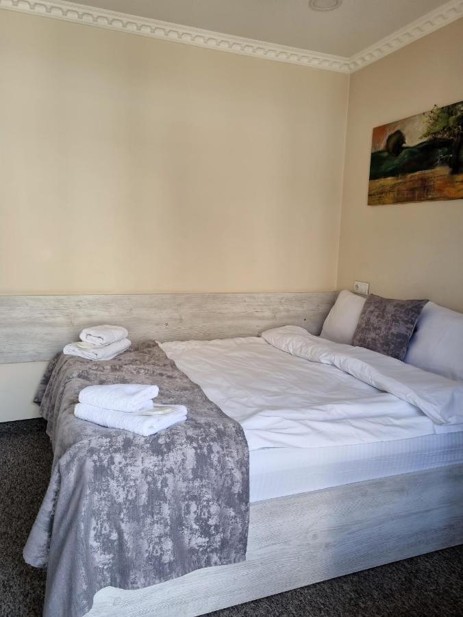 Rail Hotel Tiflis Exterior foto