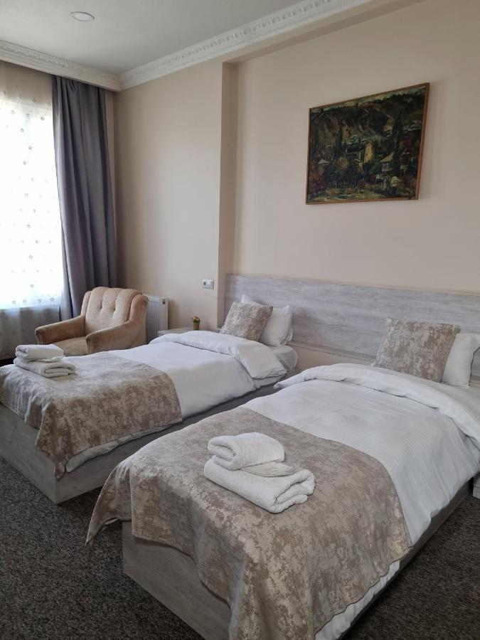 Rail Hotel Tiflis Exterior foto